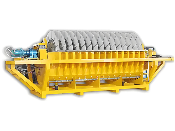 Keramický vakuový filtr